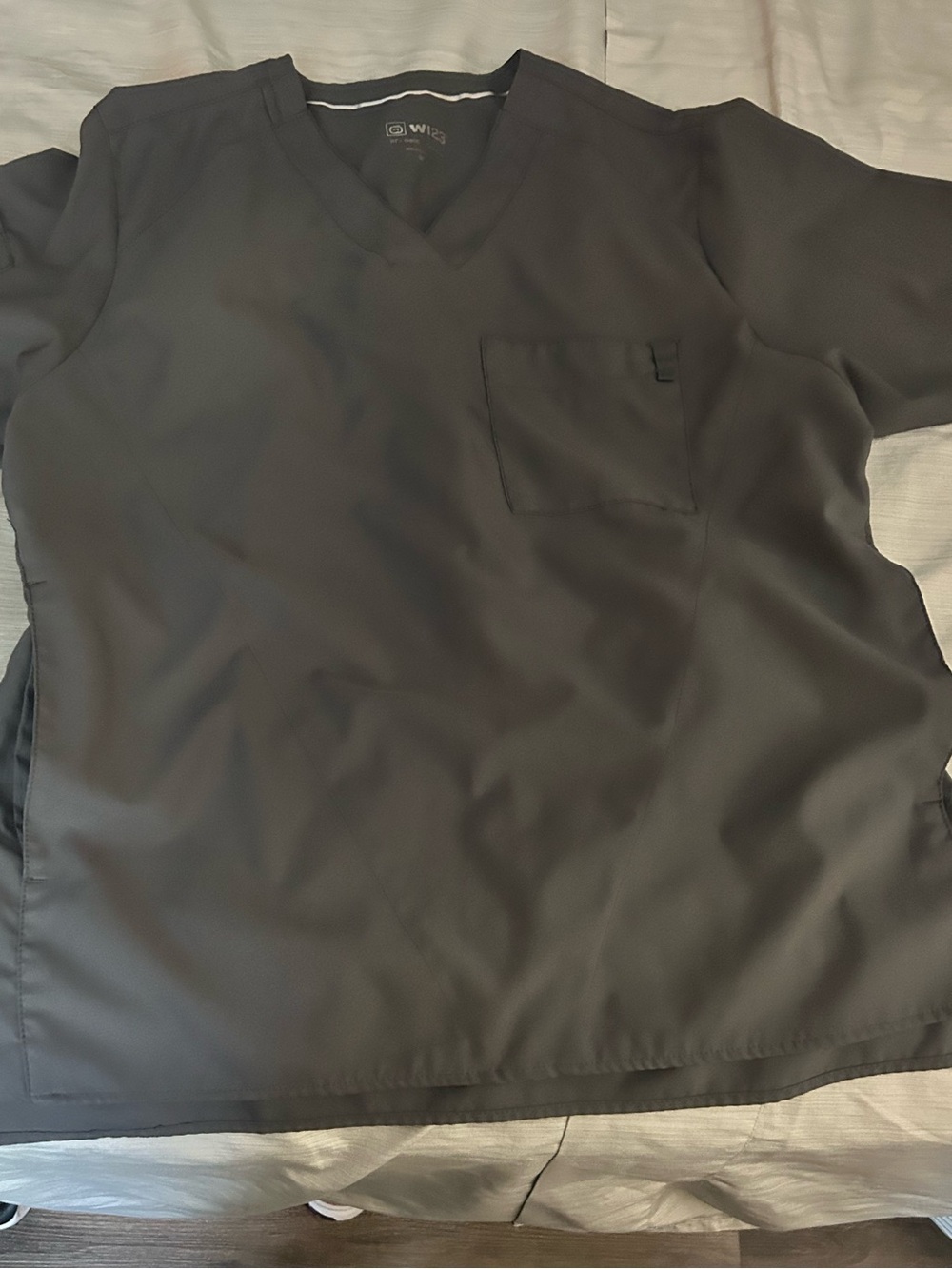 WonderWink Women's Short Sleeve V-Neck Scrub Top in Dark Gray